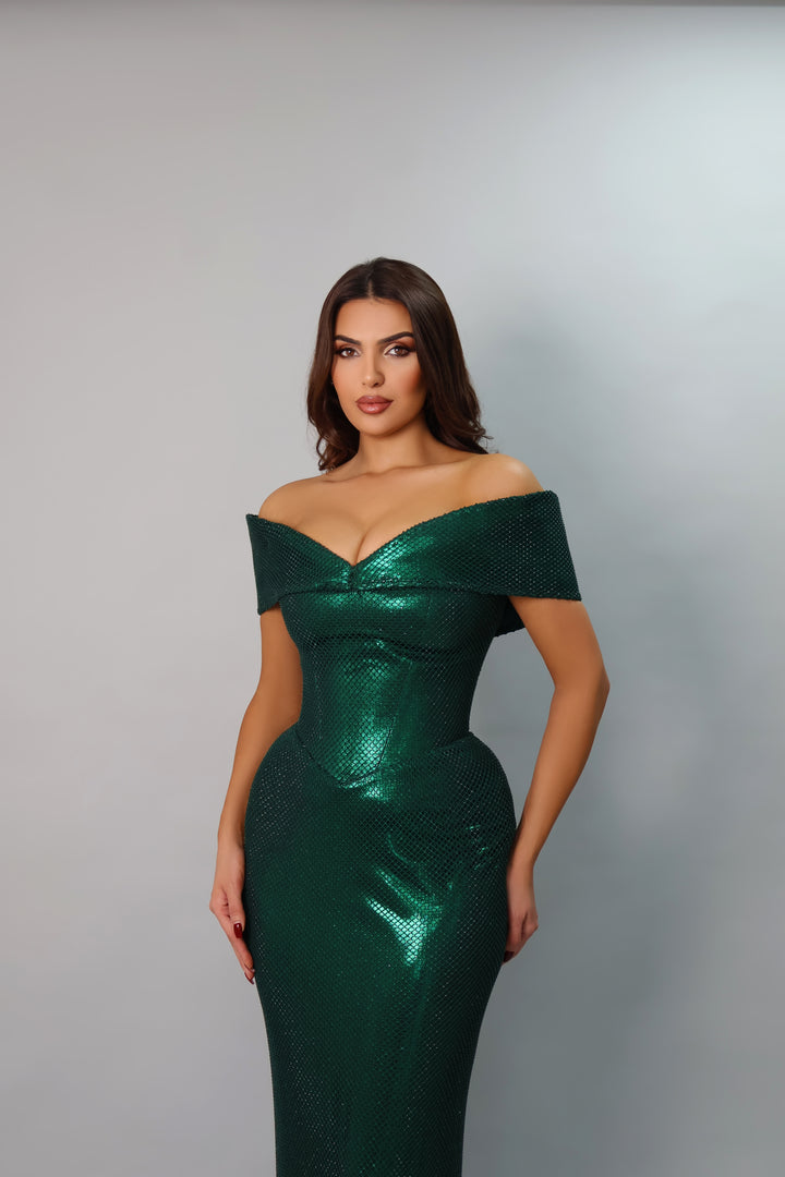 OFF-SHOULDER EMERALD GREEN SEQUIN GOWN