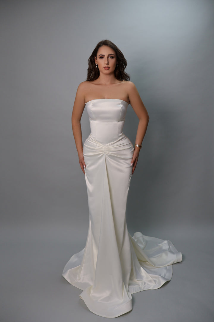 Seraphina Minimalist Strapless Satin Wedding Dress